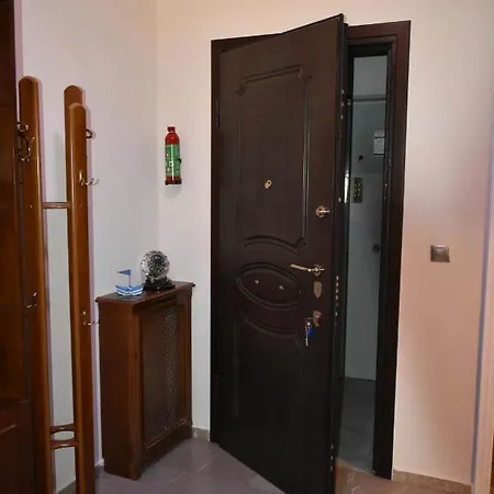High Quality 110qm 2br At Simos-lux-apartment *